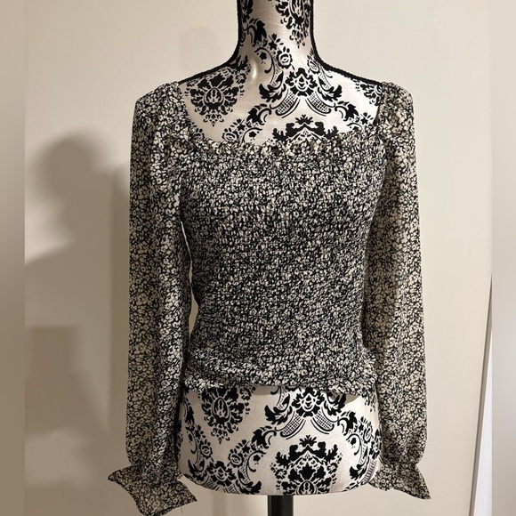 Japna Floral Print smocked shirt - Picture 5 of 6